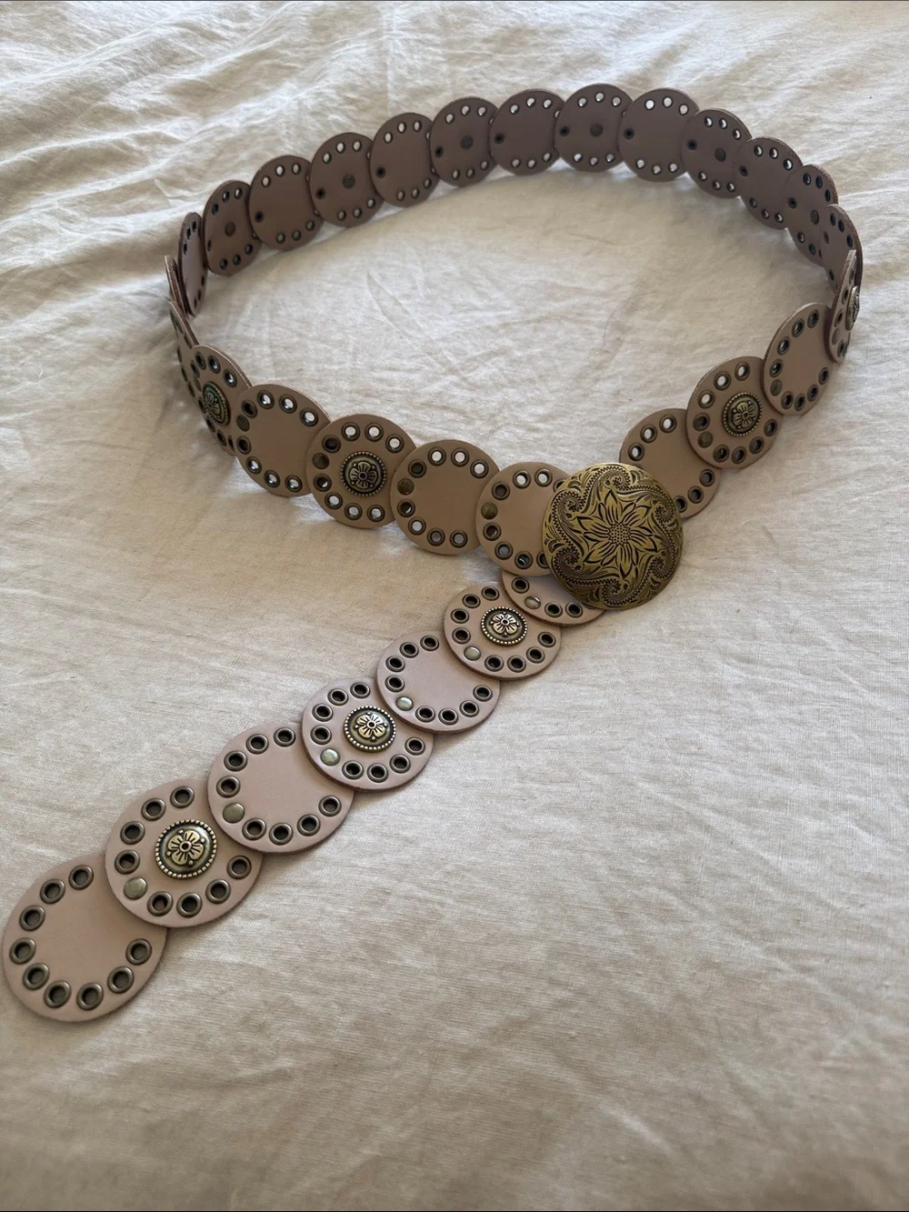 Anthropologie Adjustable Disc Belt Beige Western Boho Concho XL